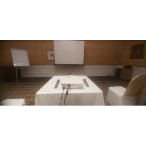 Projector on Hire rent in 